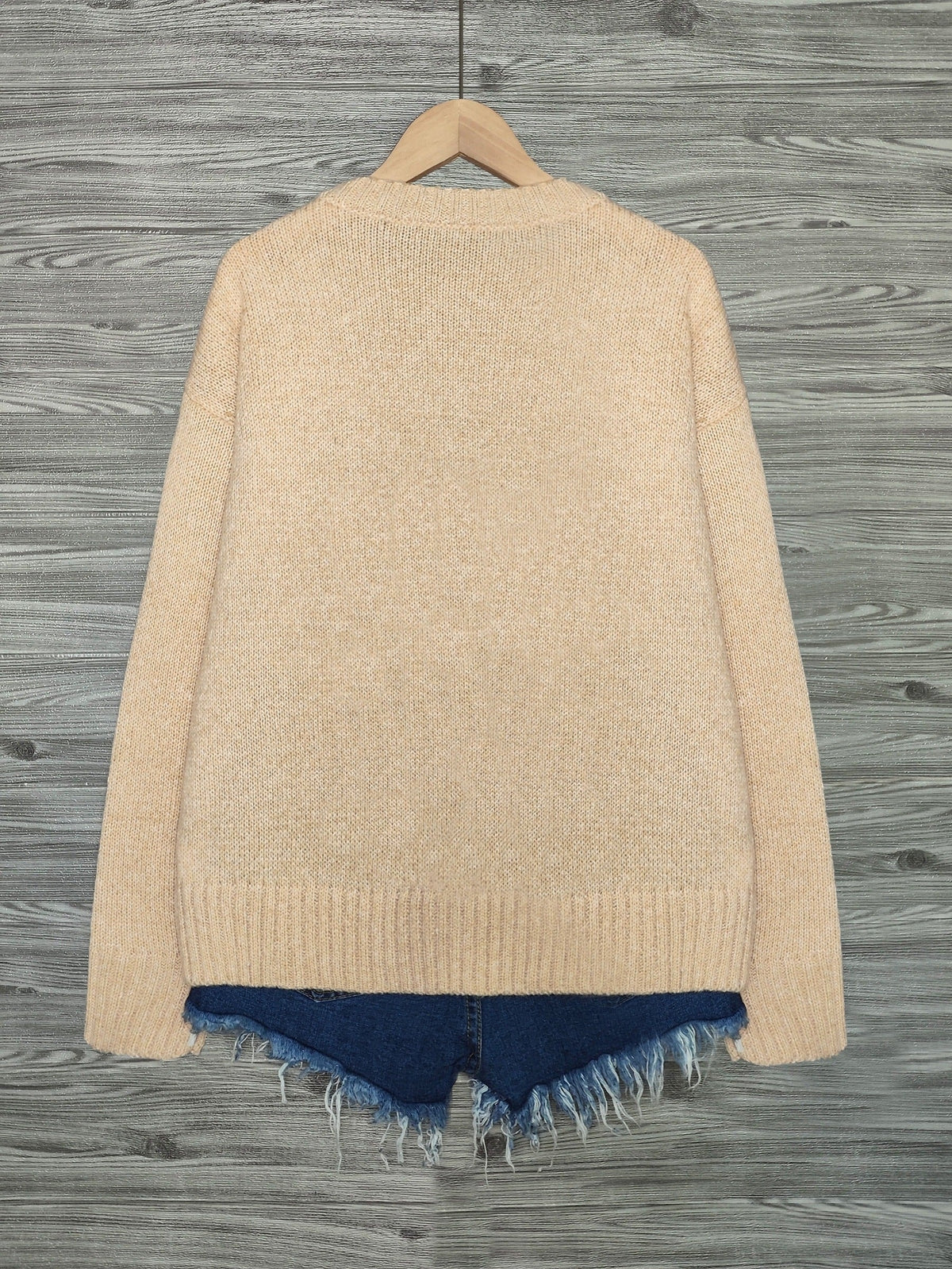 Grobstrick Rundhals Damenpullover mit Katzen-Motiv und Rippbündchen