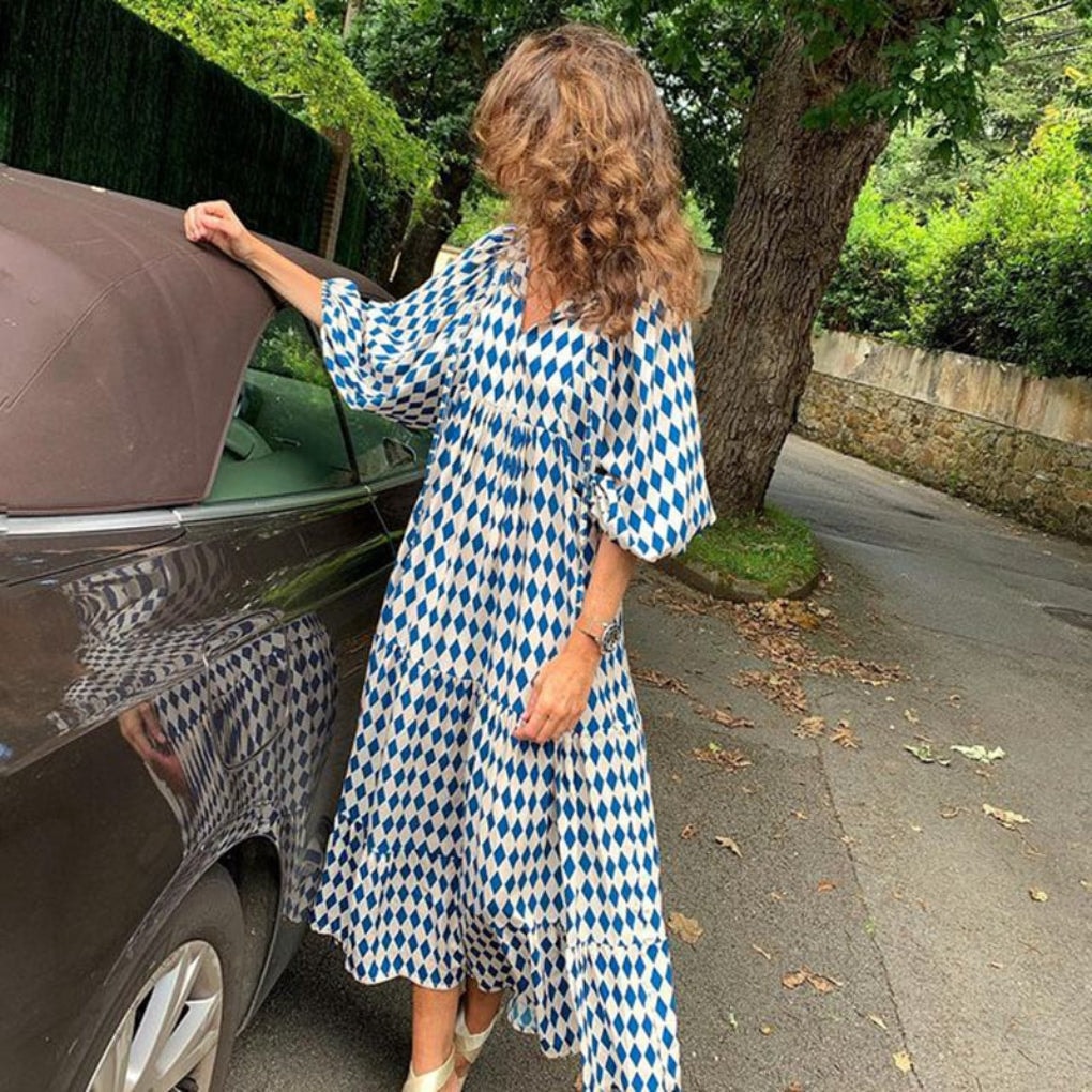 Bedrucktes Maxikleid mit V-Ausschnitt und langen Ärmeln für den Herbst