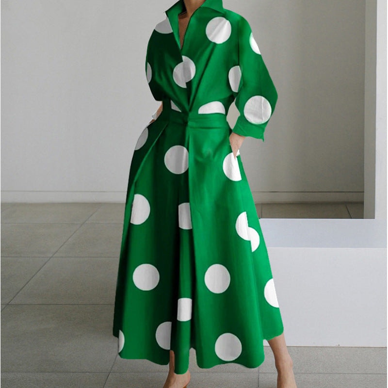 Alora Kragen-Maxikleid mit Wickeloptik und Zeitungsprint