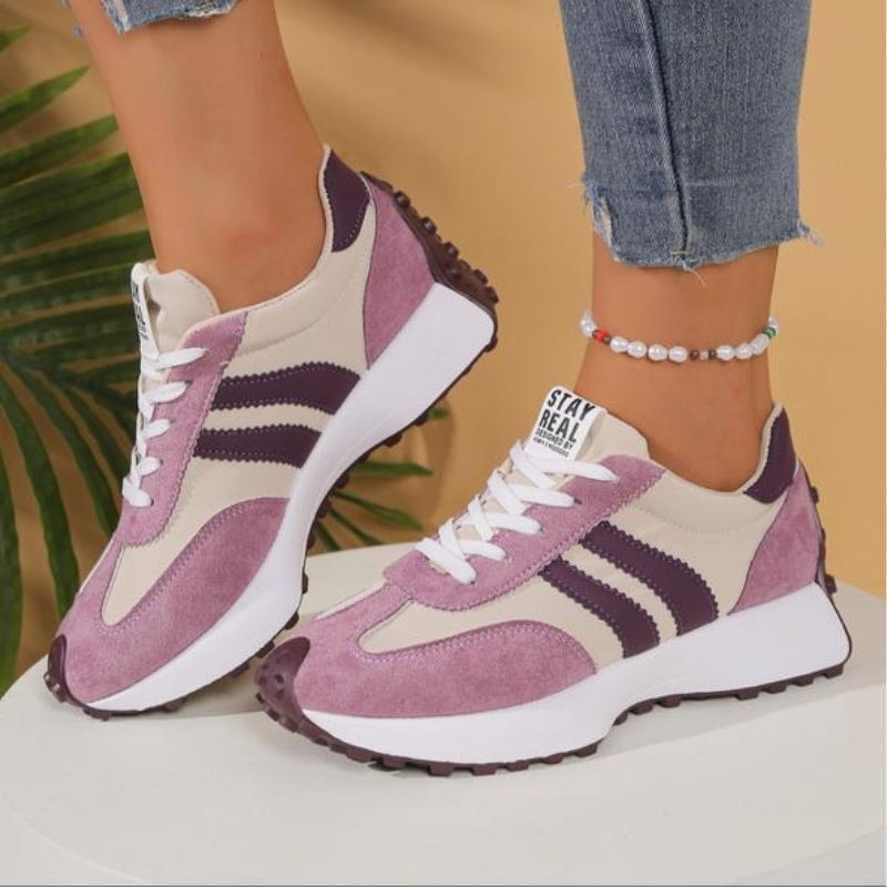 Damen Plateau-Sneaker aus Veloursleder mit Retro-Streifen bequem