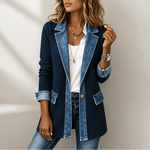 Strickjacke mit Denim-Paneelen und gerippter Struktur