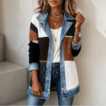 Strickjacke mit Denim-Paneelen und gerippter Struktur