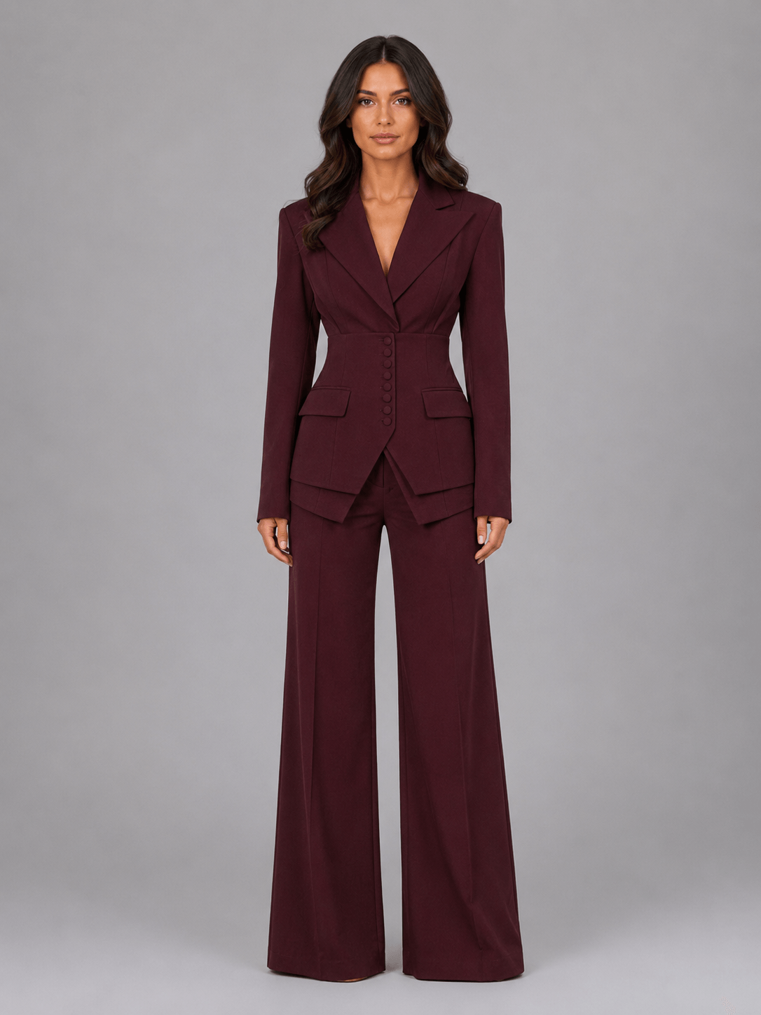 Taillierter Damen-Zweiteiler mit Blazer und weiter Stoffhose