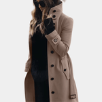 Taillierter Trenchcoat für Damen mit Gürtel Sturmklappe und gestepptem Futter