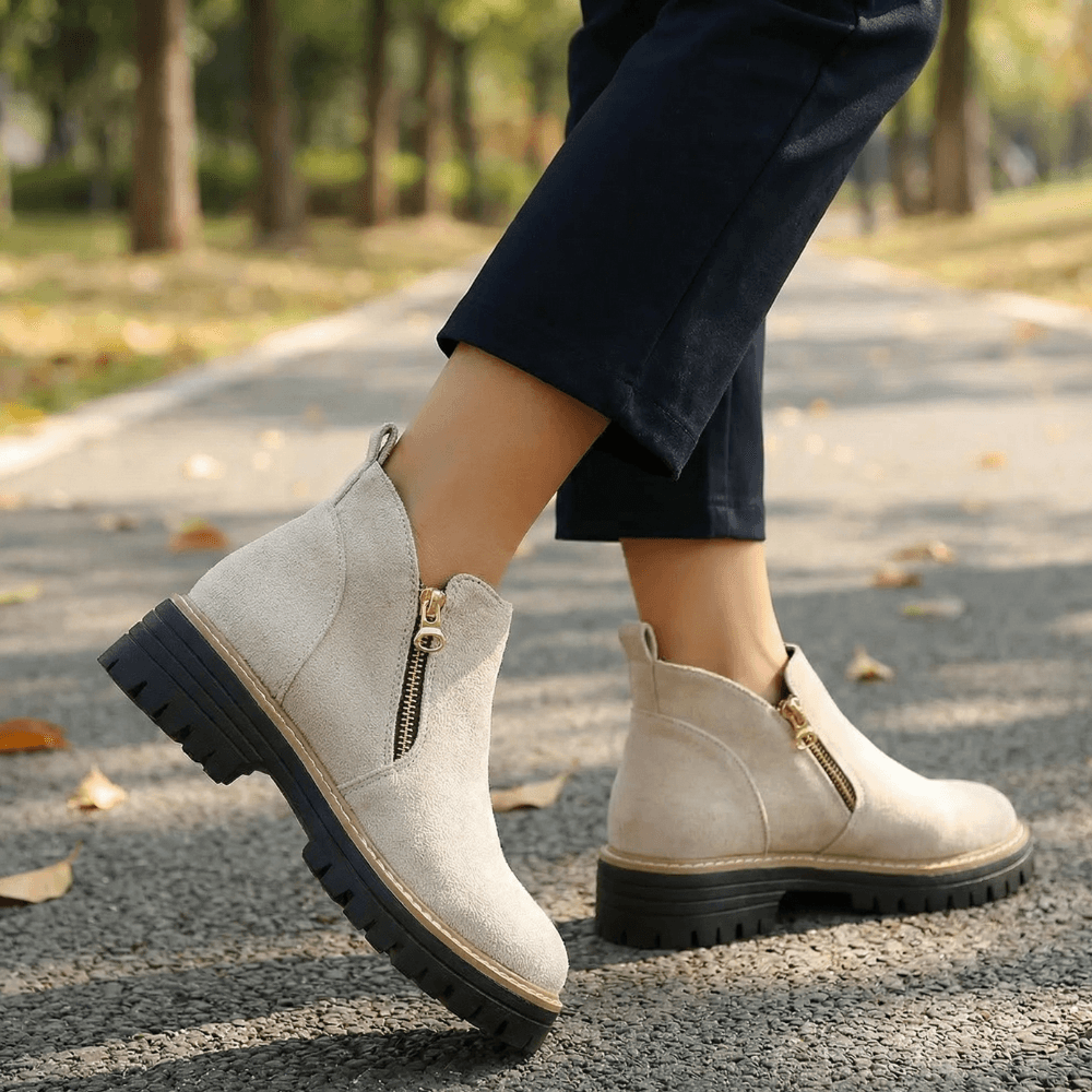Wildleder-Winterstiefel für Damen mit Seitenreissverschluss und Blockabsatz