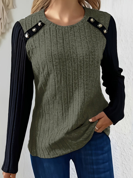 Damen Pullover Langarmshirt mit Kontrastärmeln und Knopfdetail am Rundhals