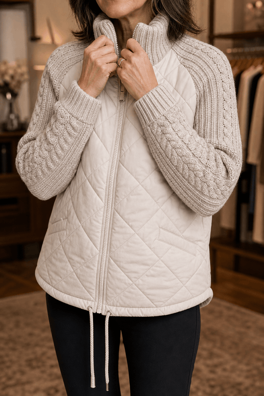 Damen Steppjacke mit Strickbesatz an Bund Ärmeln und Kragen im Patchwork-Design
