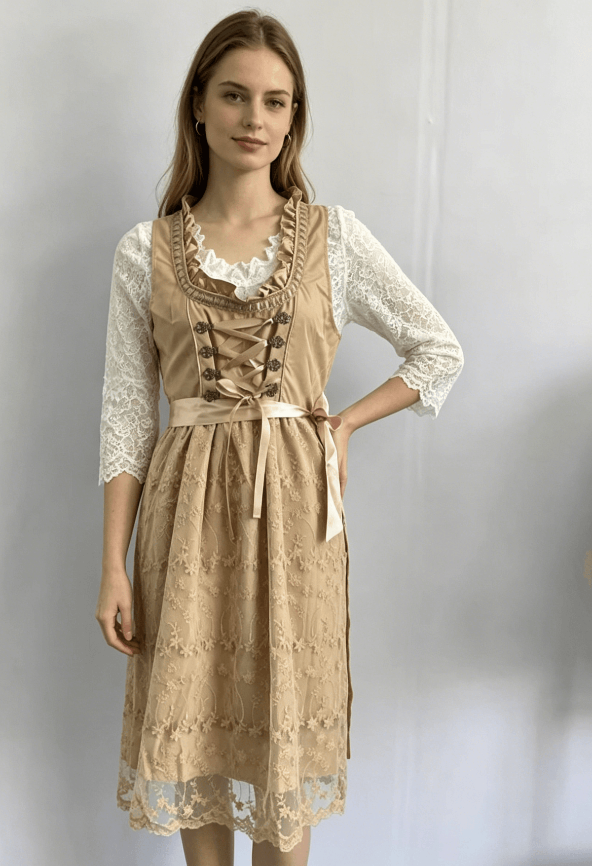Mirjam Damen Dirndl mit Spitzenschürze und Blumenmuster für Trachtenmode