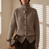 Antiparos Wollstrickjacke mit Wasserfallkragen und Knopfleiste für Damen