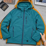 Wasserdichte Damen Regenjacke mit Kapuze und Lotuseffekt
