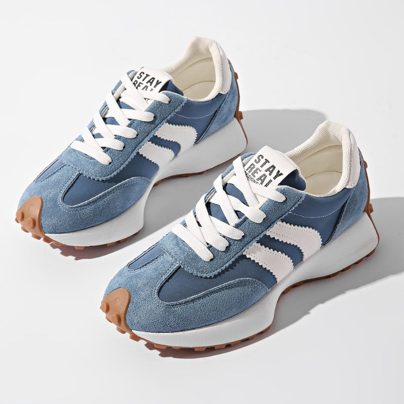 Damen Plateau-Sneaker aus Veloursleder mit Retro-Streifen bequem