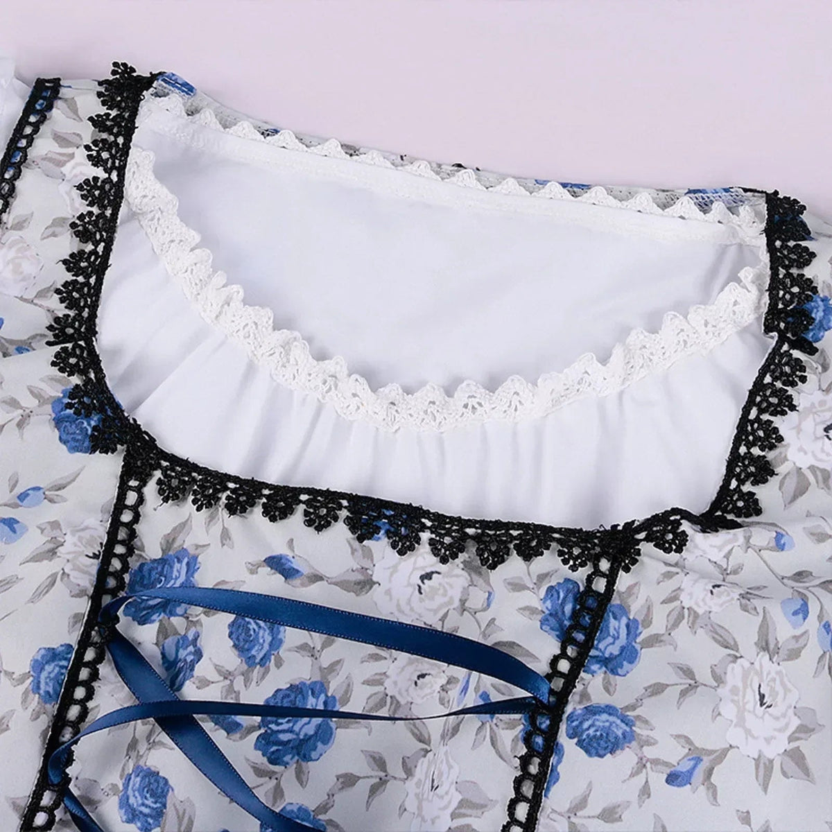 Astrid Florales Dirndl-Sommerkleid mit Schürze und Spitzenbesatz für Damen