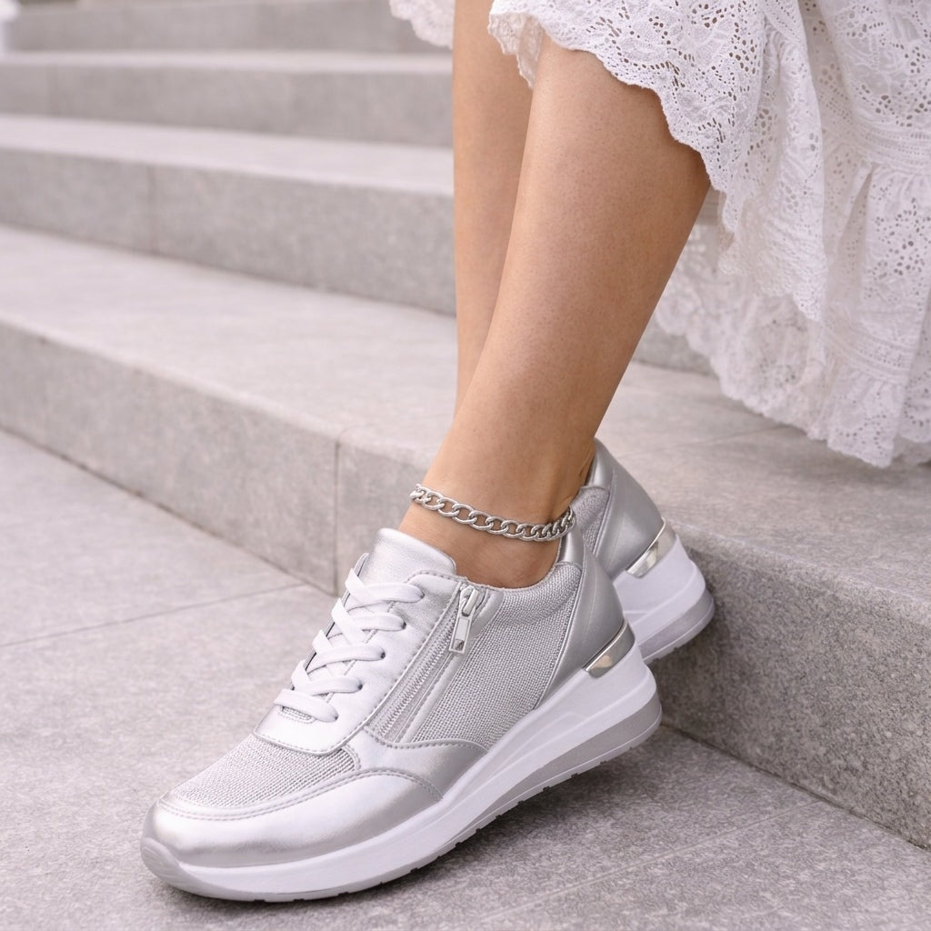 Chloe Bequeme Damen-Sneakers aus Leder mit Schnürung und Seitlichem Reissverschluss