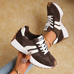 Damen Plateau-Sneaker aus Veloursleder mit Retro-Streifen bequem