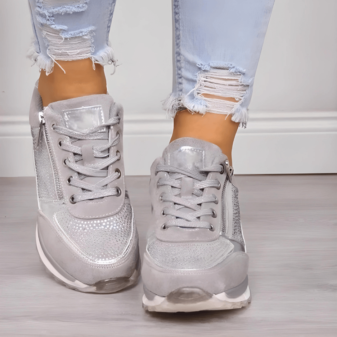 Bequeme Damen Sneaker mit Reissverschluss und Keilsohle