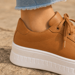 Orthopädische Damen-Sneakers mit bequemer Fussbett-Stütze und Plateausohle