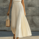 Bernadette Plissiertes Maxikleid für den Herbst mit fliessender Silhouette