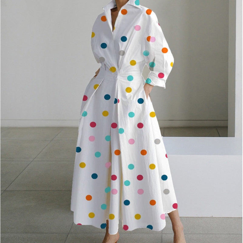 Alora Kragen-Maxikleid mit Wickeloptik und Zeitungsprint