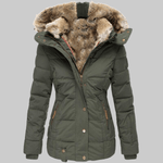 Schlank geschnittene Damen-Winterjacke mit Kunstfellkapuze und Kunstfellfutter