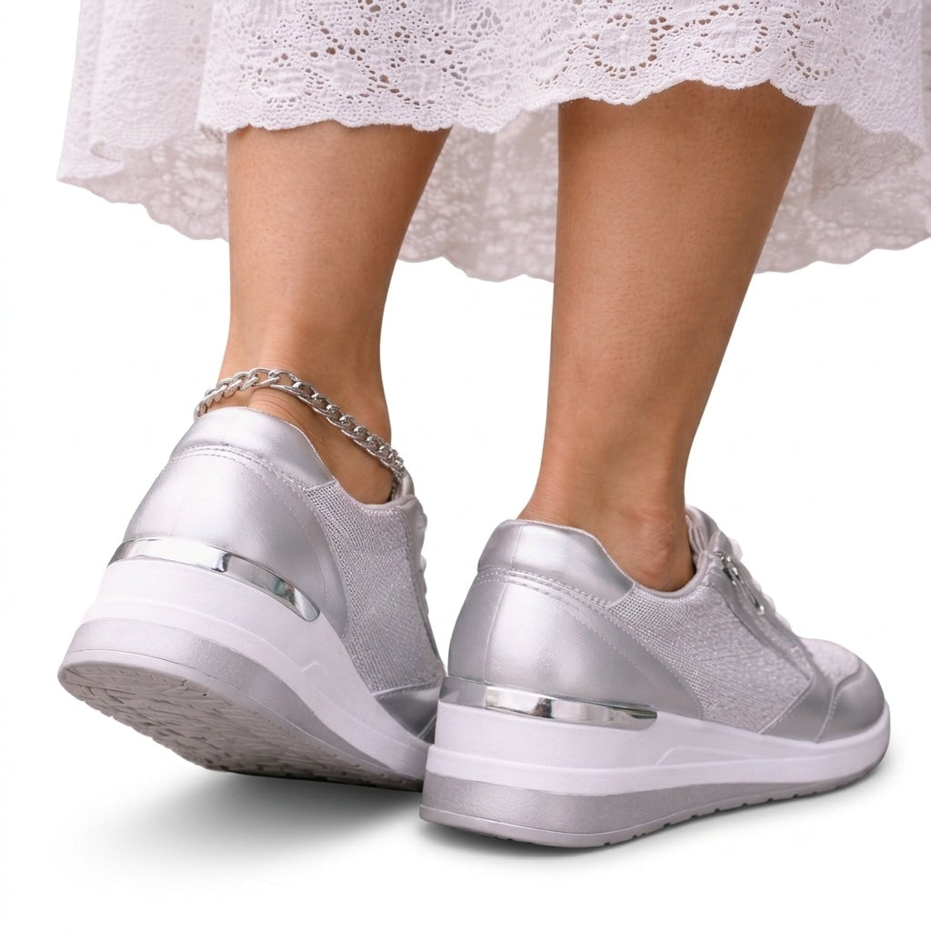 Chloe Bequeme Damen-Sneakers aus Leder mit Schnürung und Seitlichem Reissverschluss