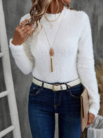Flauschiger Damen-Norwegerpullover in Weiss mit Stehkragen und Langarm