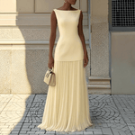 Aermelloses Strickkleid Damen mit Plisseerock für den Herbst