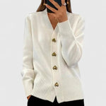 Lillyanne Herzknopf Strickjacke für Damen mit V-Ausschnitt