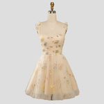 Besticktes Tüll-Ballkleid mit Blumenmuster für die Weihnachtsfeier