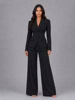 Taillierter Damen-Zweiteiler mit Blazer und weiter Stoffhose