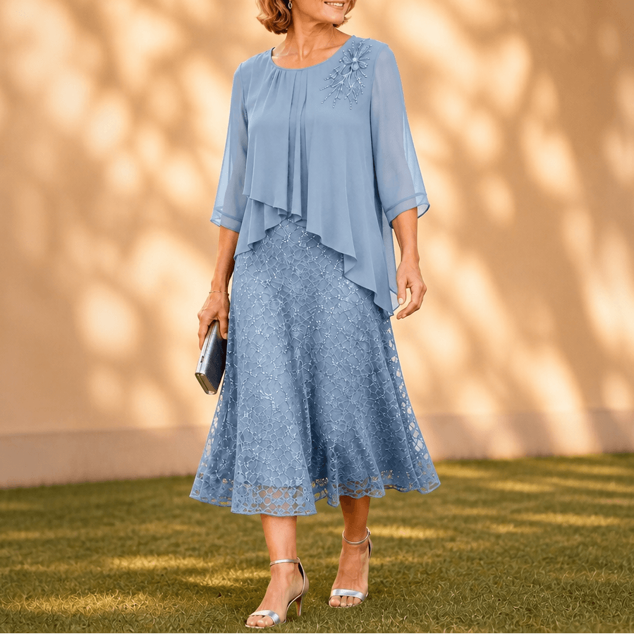 Elegantes Midikleid mit Spitzenoverlay und Chiffonärmeln