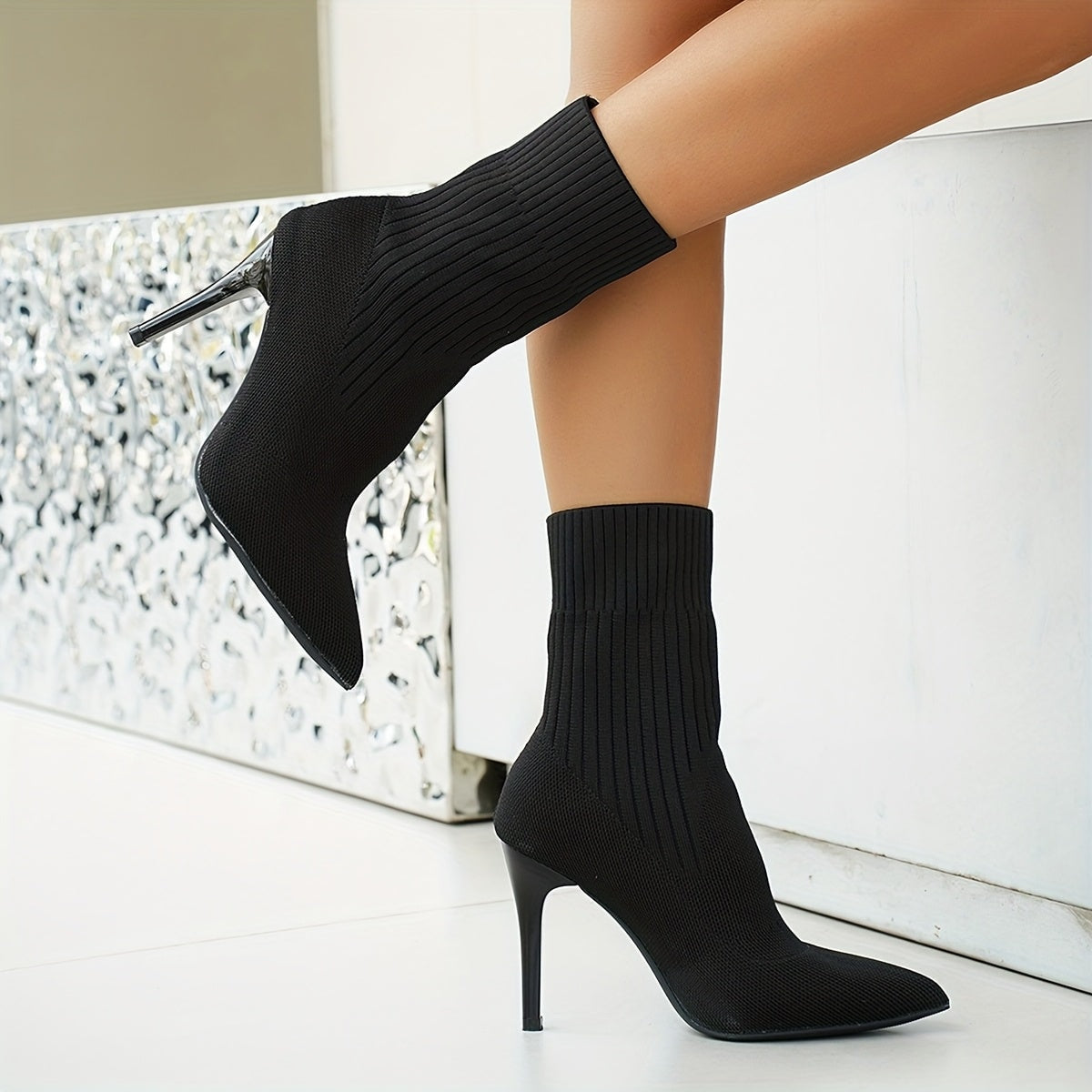 Damen Stiefeletten mit spitzer Zehe und Stiletto-Absatz aus Strickmaterial