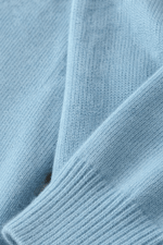 Zopfmuster Rundhals Strickpullover mit Blumendetails am Saum