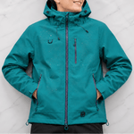 Wasserdichte Damen Regenjacke mit Kapuze und Lotuseffekt